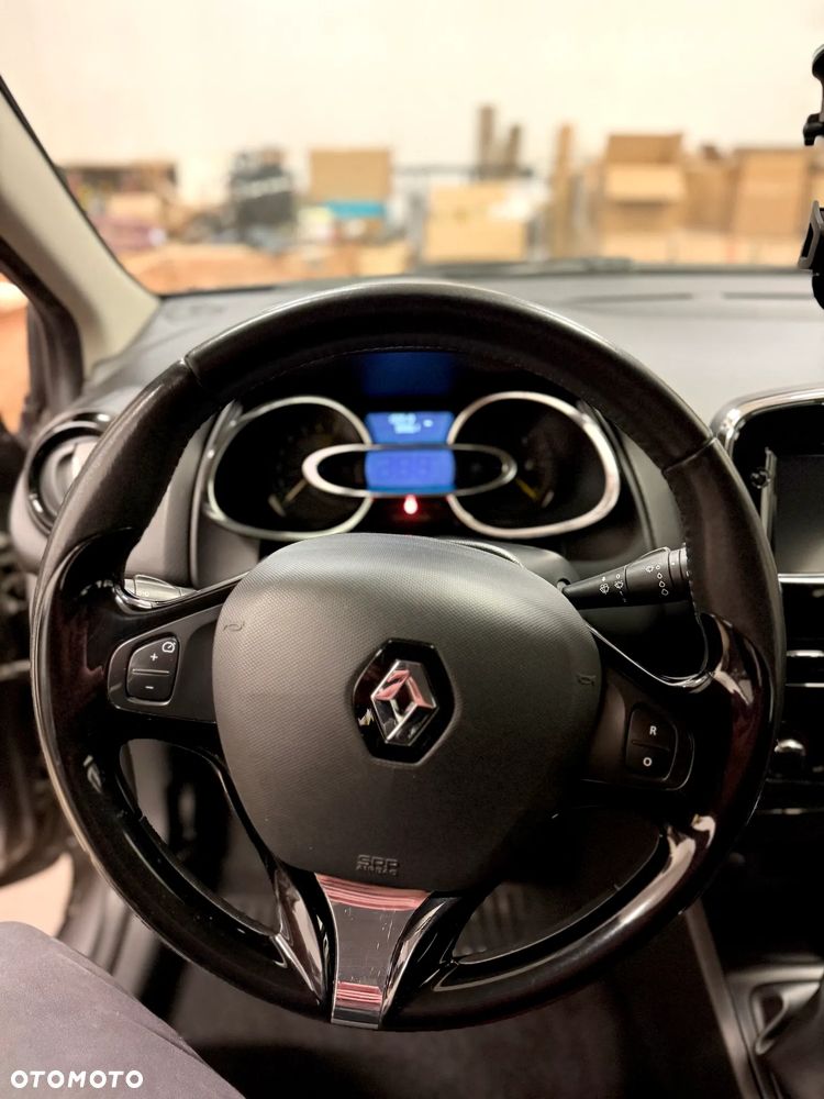 Renault Clio 1.2 16V Life - 14
