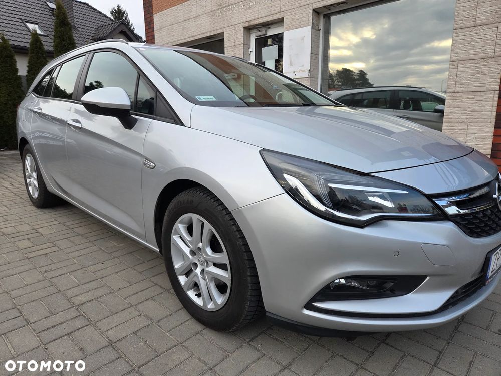 Opel Astra 1.6 CDTI Dynamic S&S - 1