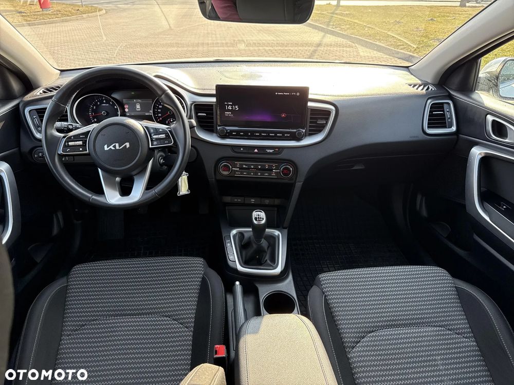 Kia Ceed 1.5 T-GDI M - 26