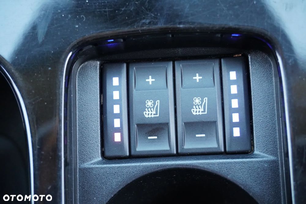 Ford Mondeo 2.0 TDCi Titanium X - 22