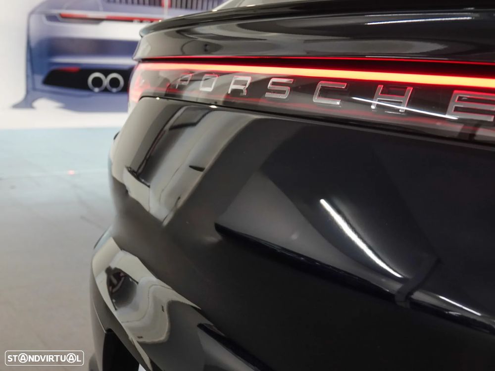 Porsche Cayenne Coupé E-Hybrid - 7