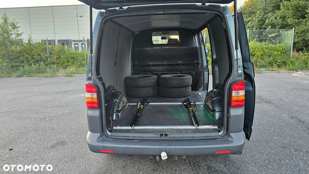 Volkswagen Transporter T5 - 4