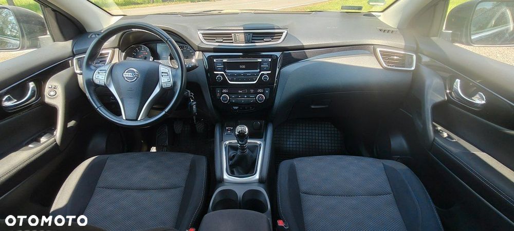 Nissan Qashqai 1.2 DIG-T Acenta EU6 - 8
