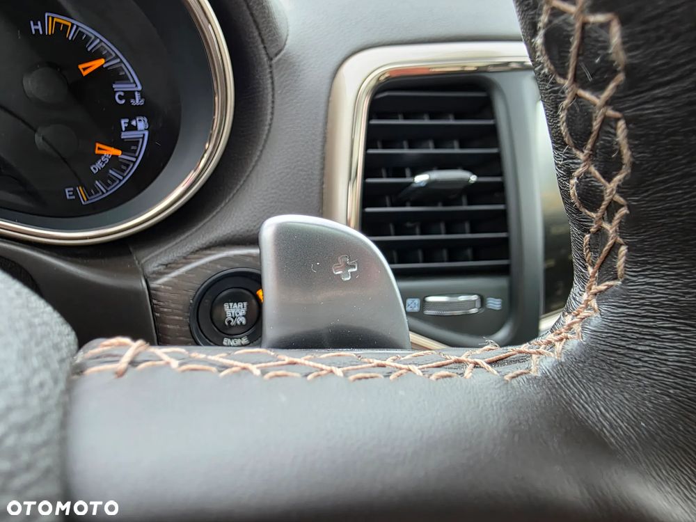 Jeep Grand Cherokee 3.0 CRD Overland Summit - 25