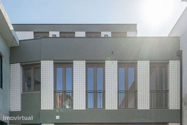Apartamento T2 à venda no Porto - Grande imagem: 2/8