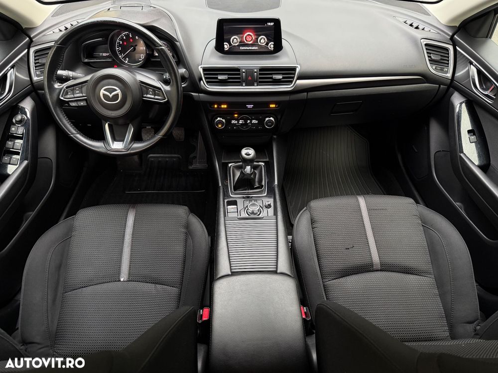 Mazda 3 G120 Revolution - 21