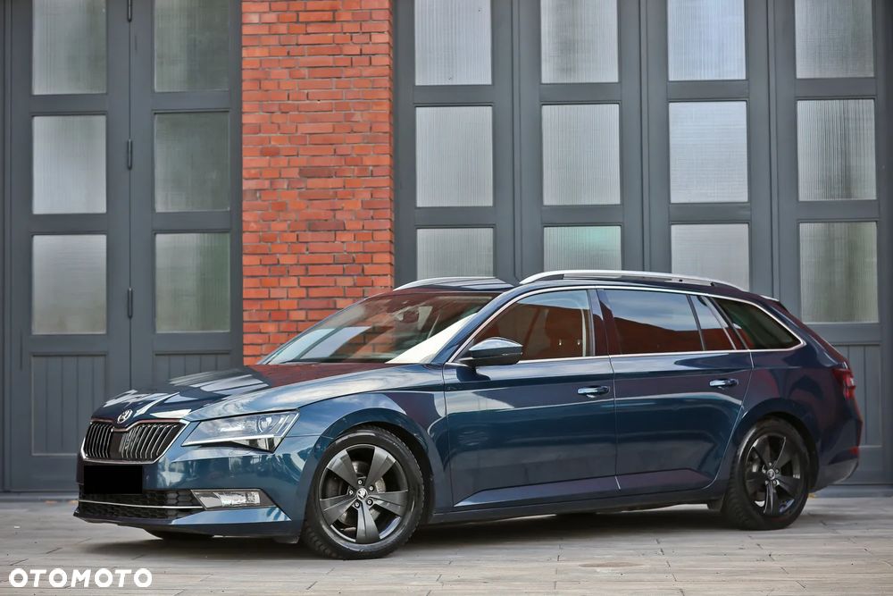 Skoda Superb 2.0 TDI 4x4 DSG Style - 8