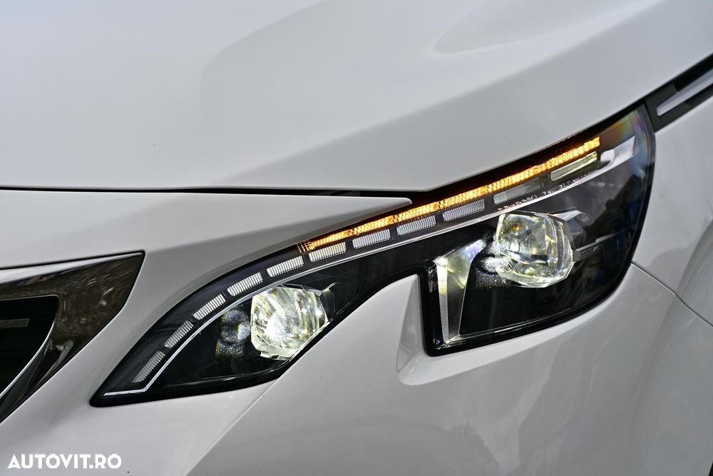 Peugeot 3008 PureTech 130 Stop & Start Allure - 12