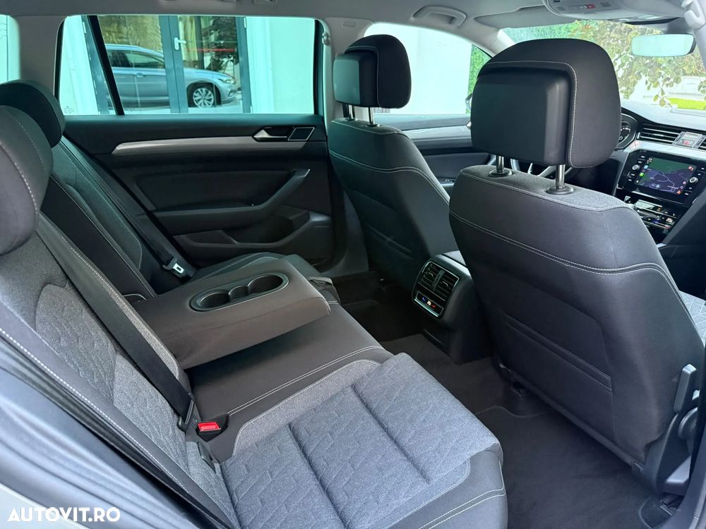 Volkswagen Passat 2.0 TDI SCR DSG Business - 5