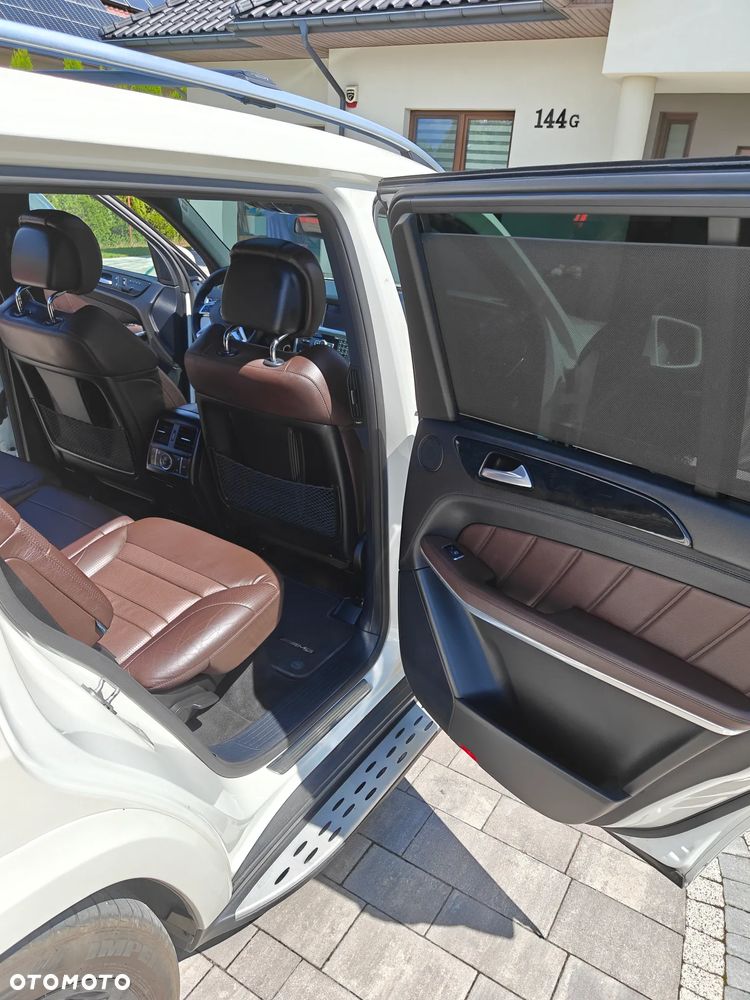 Mercedes-Benz GL - 17