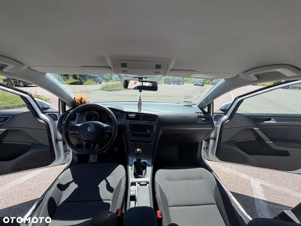 Volkswagen Golf 1.6 TDI BlueMotion Technology Trendline - 13