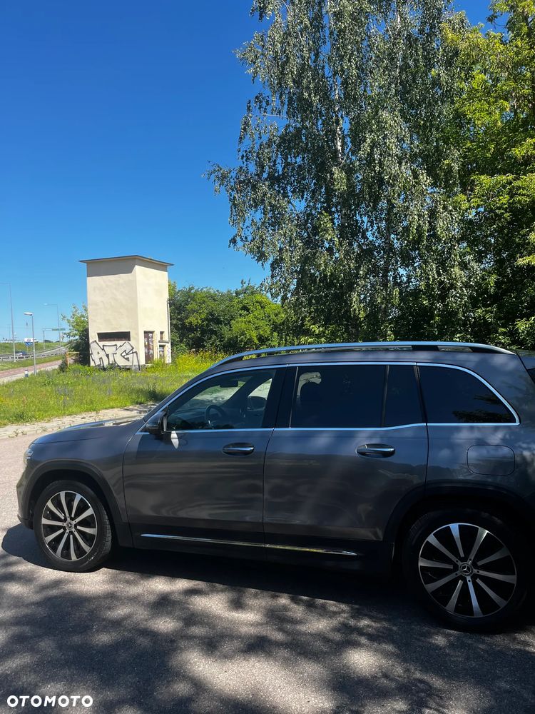 Mercedes-Benz GLB 250 4Matic 8G-DCT - 4