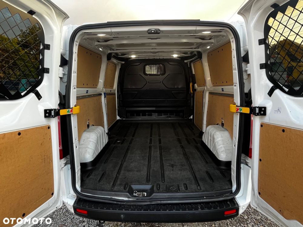 Ford Transit Custom - 17