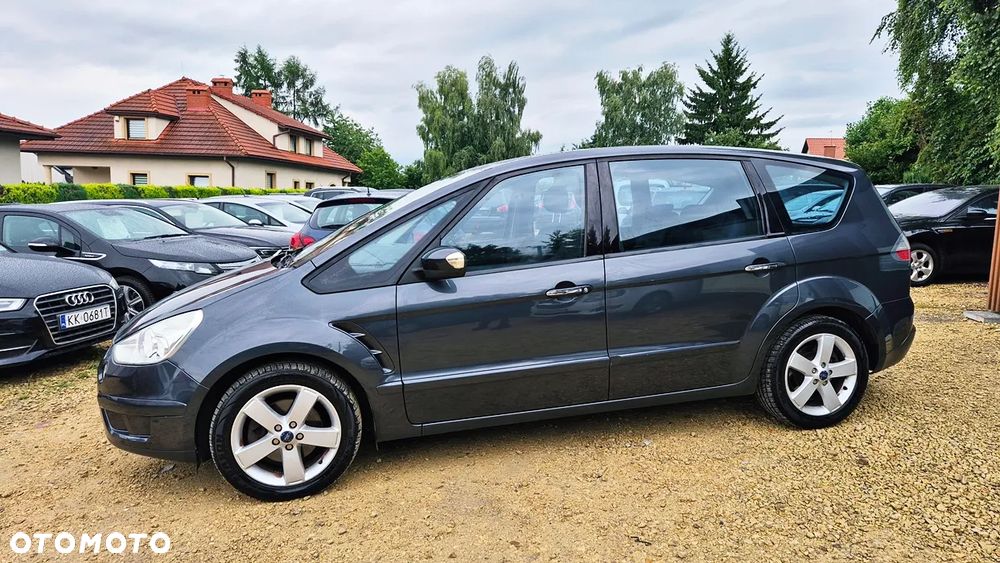 Ford S-Max 2.0 FF Titanium - 25