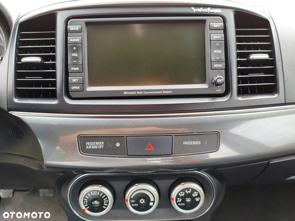 Mitsubishi Lancer 1.8 Instyle NAVI - 30
