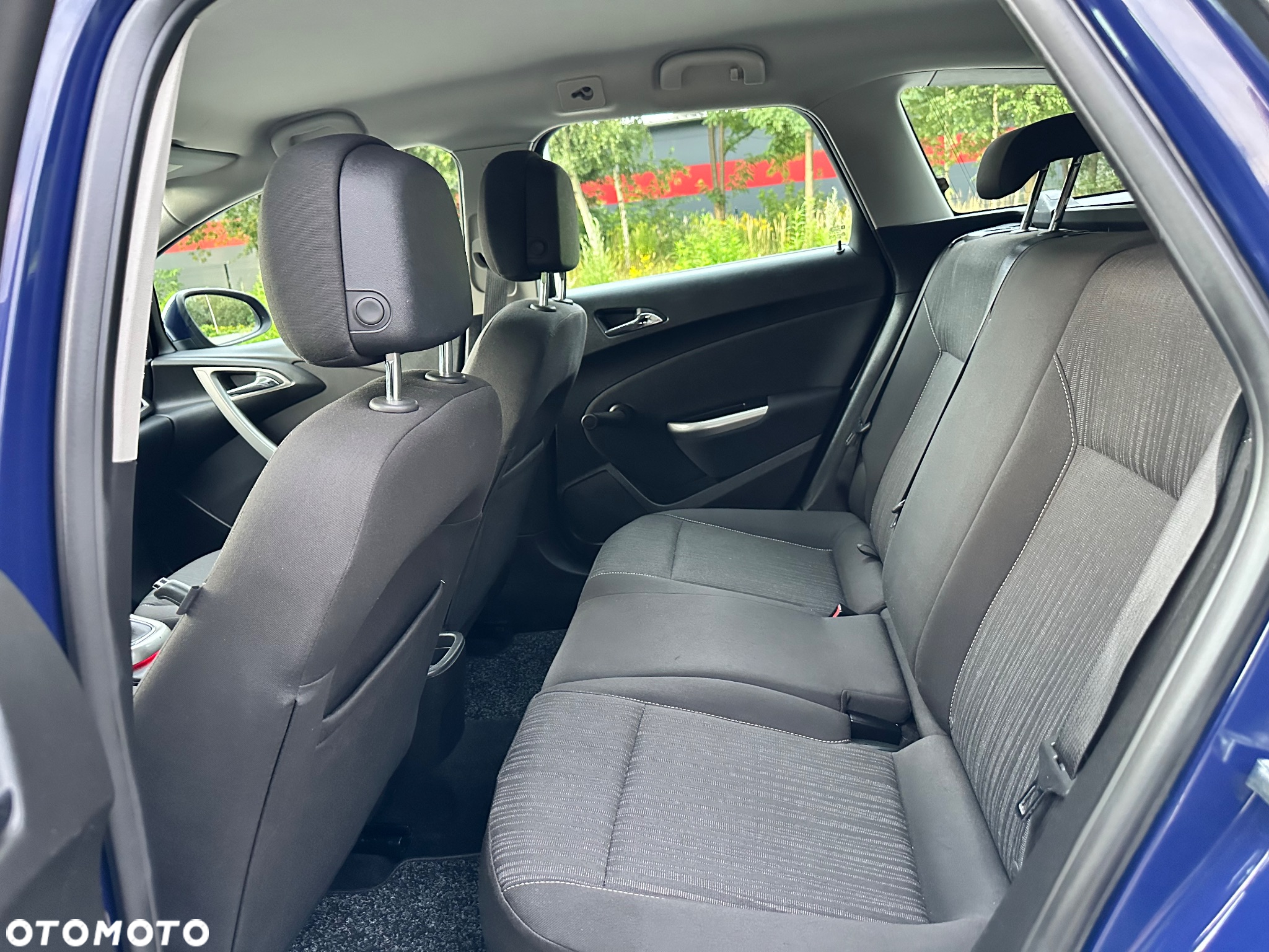 Opel Astra 1.6 - 9