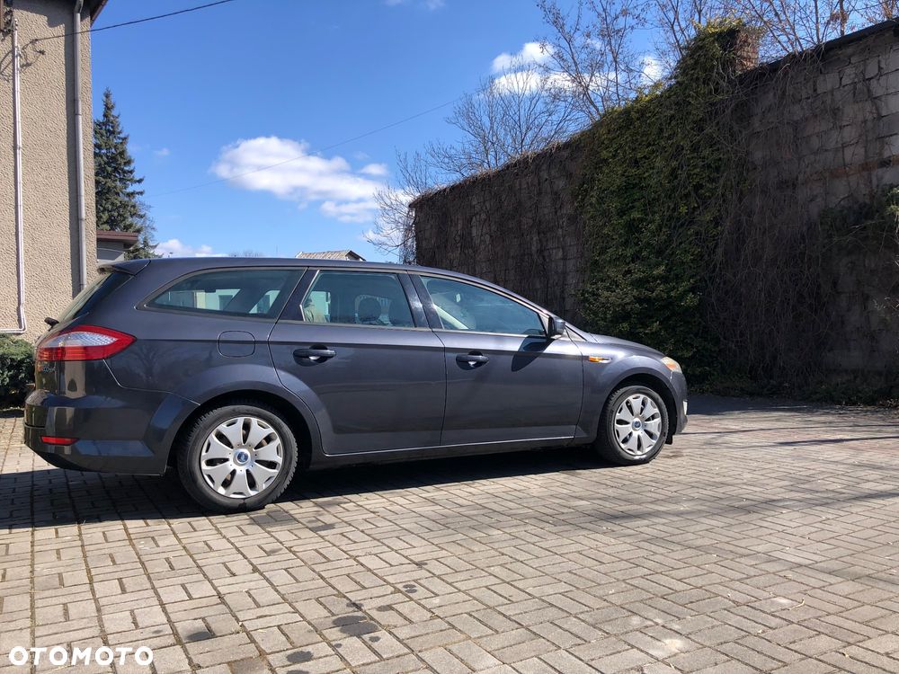 Ford Mondeo 1.8 TDCi Ambiente - 5