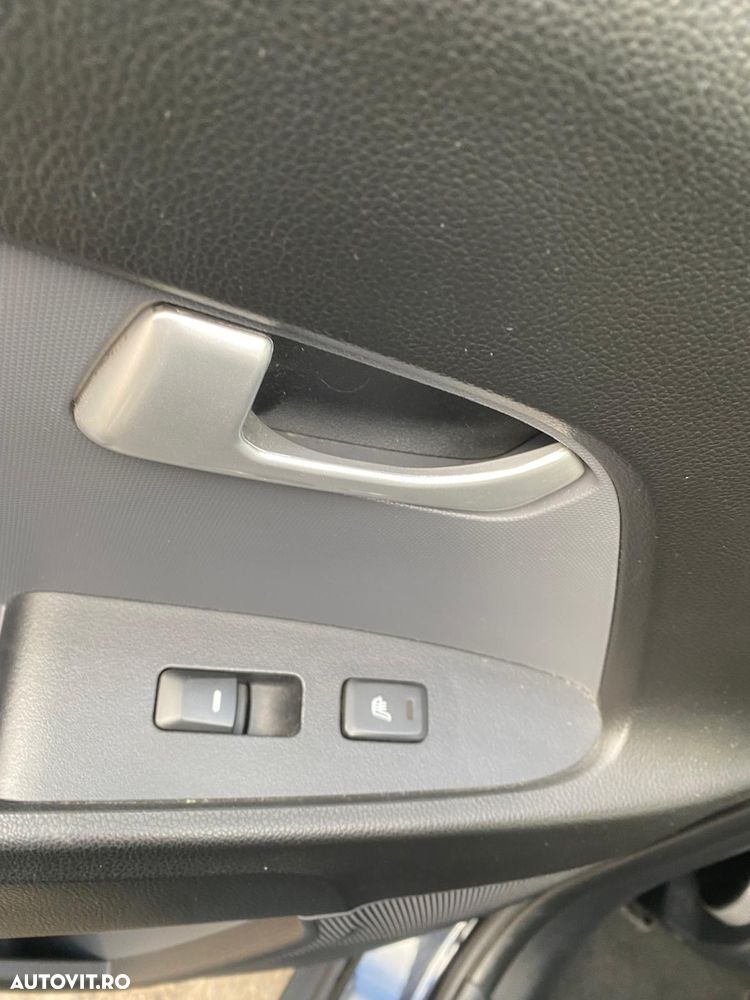 Kia Sportage 2.0 CRDI 4WD Automatik Fifa World Cup Edition - 16