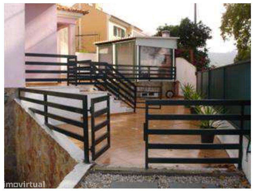 Moradia T3 com garagem, jardim e terraço em Sintra - Grande imagem: 4/26