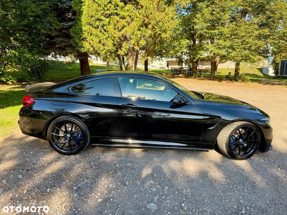 BMW M4 2019 photo 5