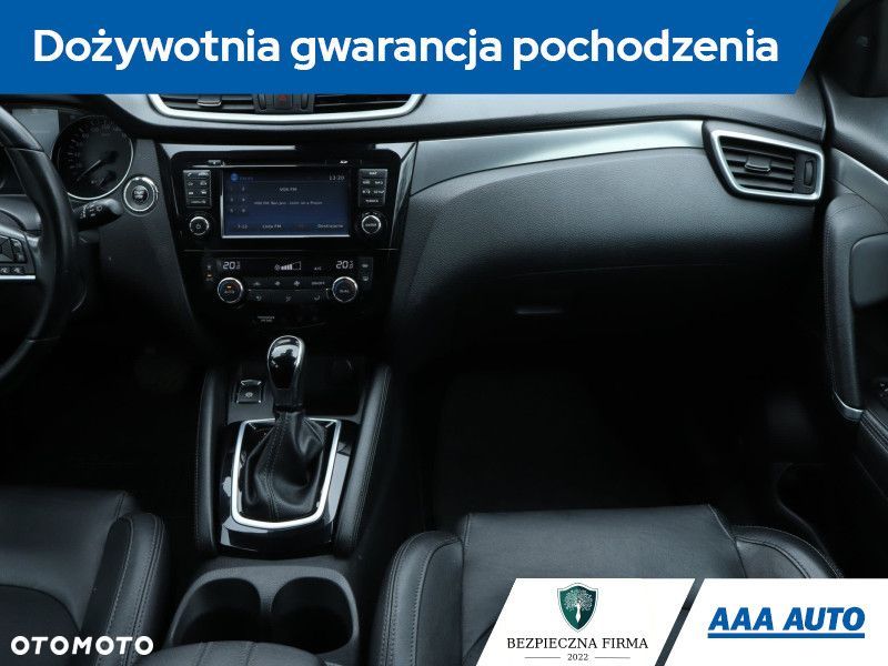 Nissan Qashqai - 10
