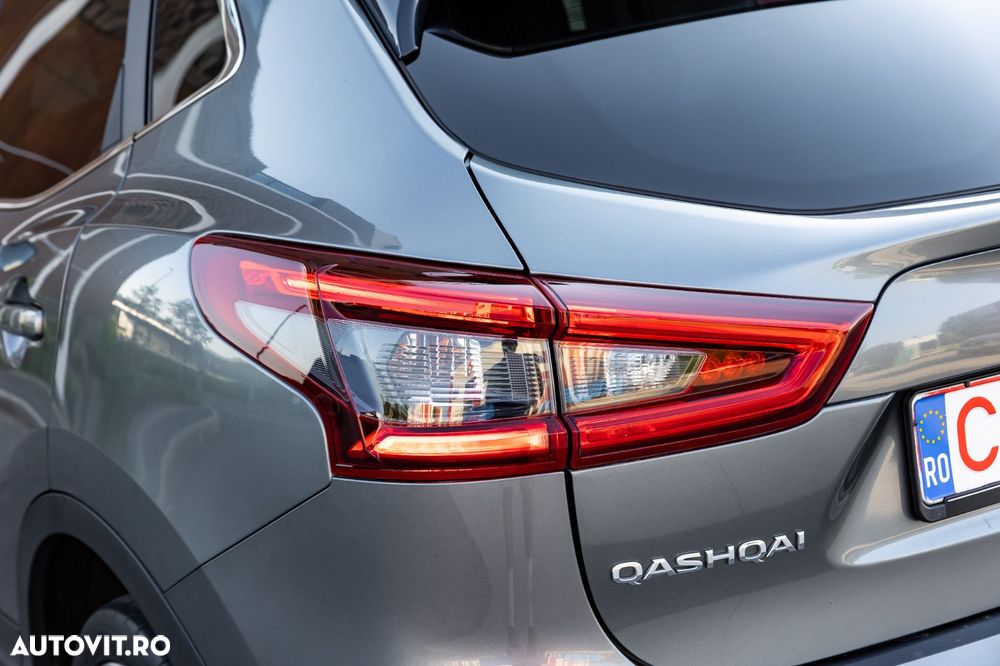 Nissan Qashqai 1.2 DIG-T Xtronic TEKNA - 25