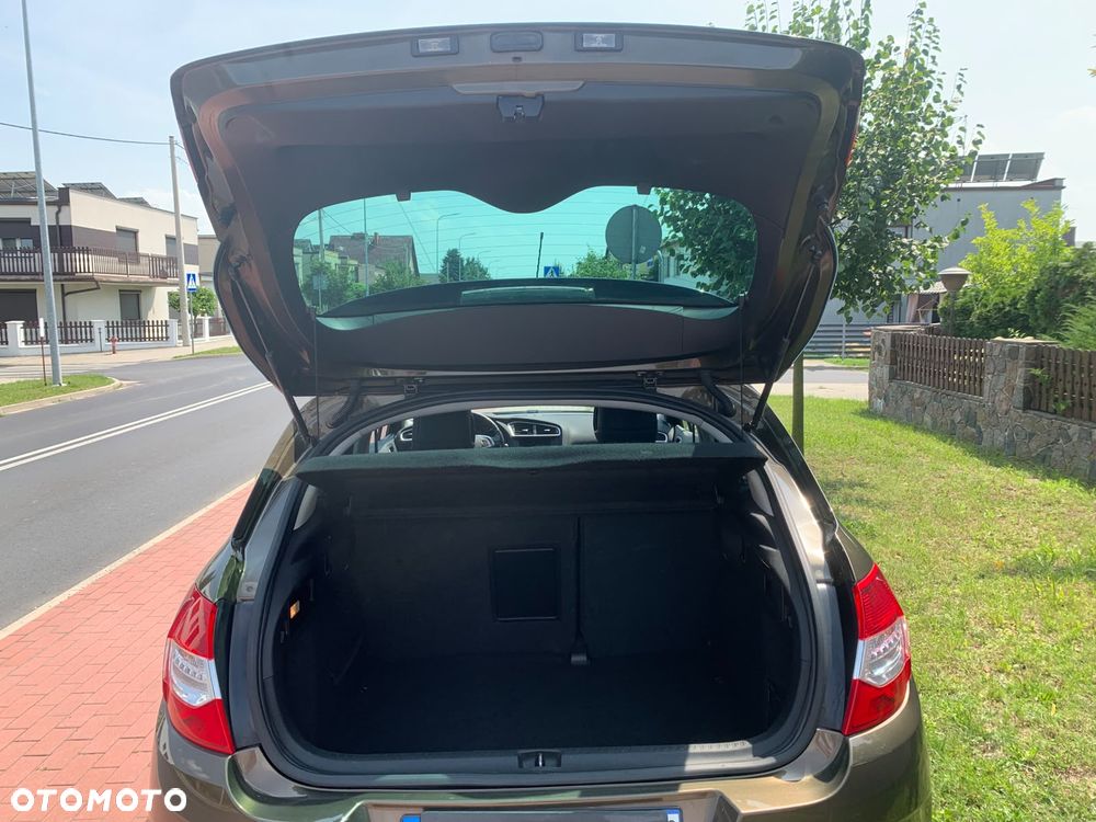 Citroën C4 1.6 HDi Exclusive - 23