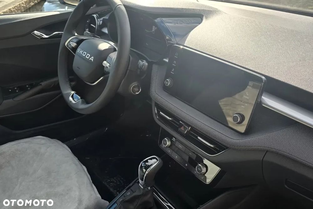 Skoda Fabia 1.0 TSI Drive DSG - 17