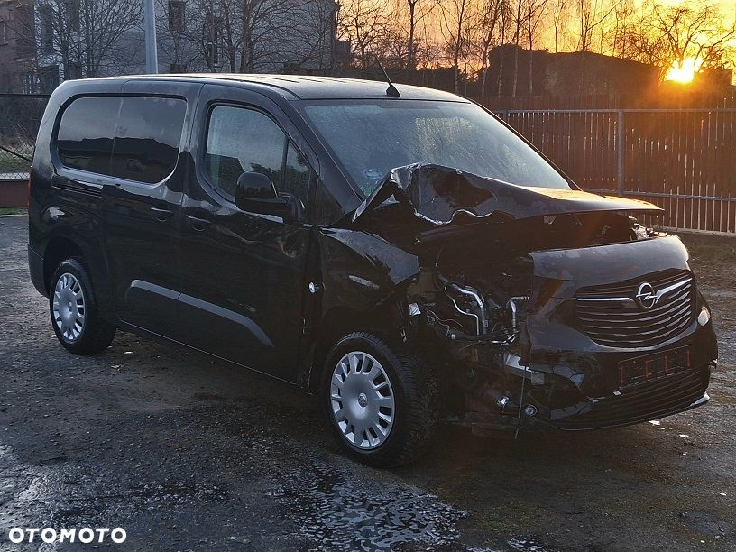Opel Combo 1.5 HDI 131KM Long Długi 3 osoby Klima Kamera Webasto - 4