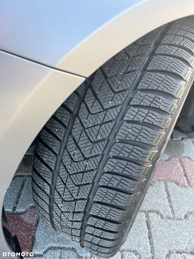 Mercedes-Benz CLA 220 d AMG Line 8G-DCT - 11
