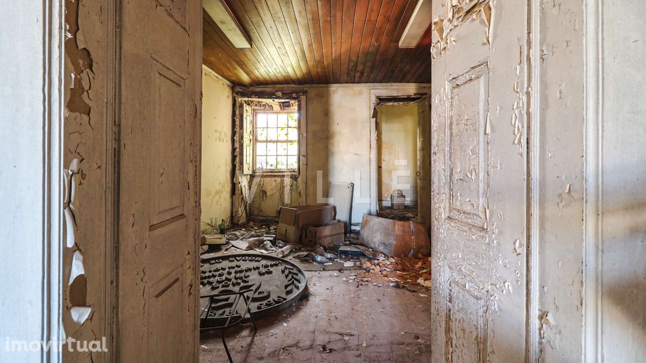 Prédio para remodelação no centro de Anadia - Grande imagem: 4/55