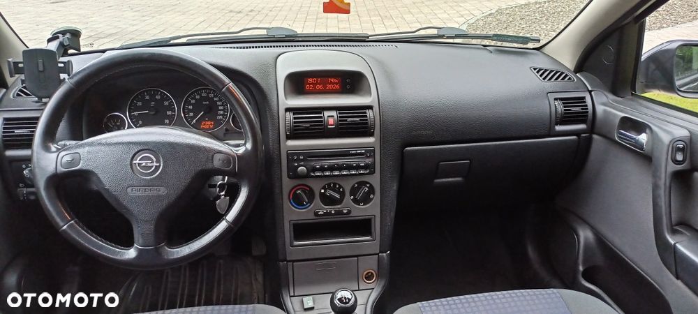 Opel Astra - 6