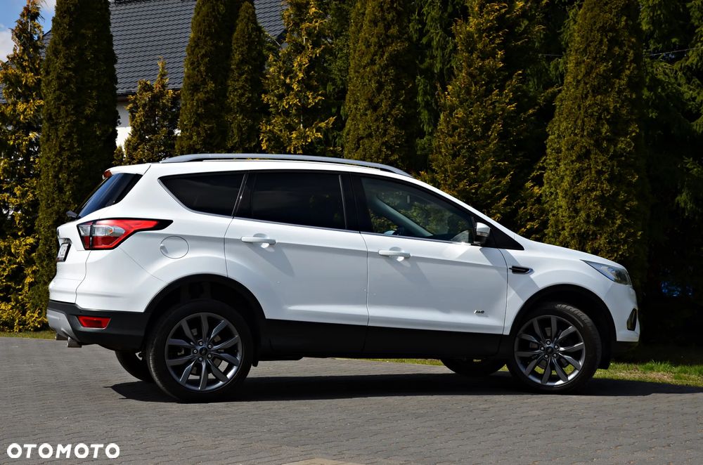 Ford Kuga 2.0 TDCi AWD Titanium - 25