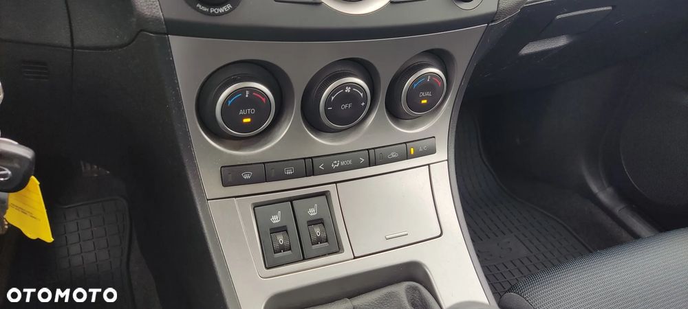 Mazda 3 1.6 MZR Active Plus - 17