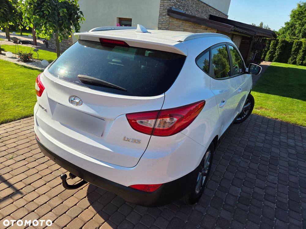 Hyundai ix35 blue 1.6 2WD Finale Gold - 3