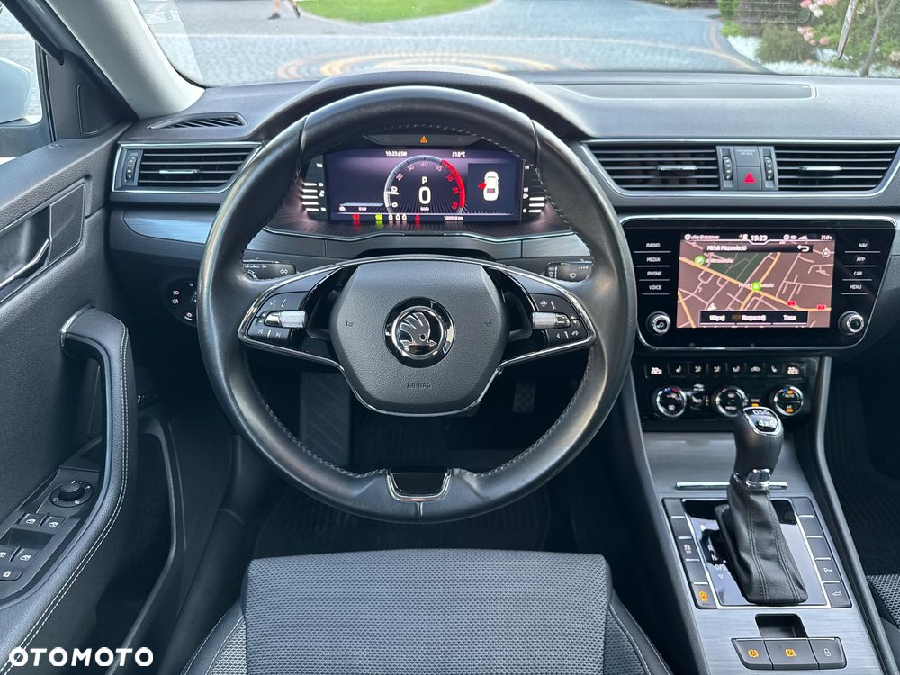 Skoda Superb 2.0 TDI SCR 4x4 Style DSG - 29