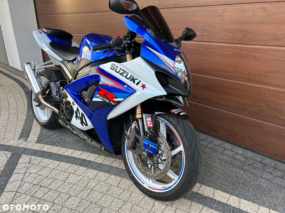 Suzuki GSX-R - 10