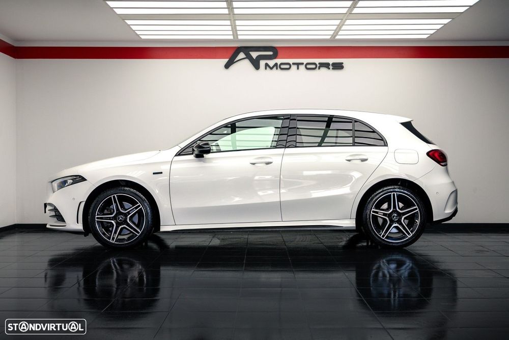 Mercedes-Benz A 250 e AMG Line - 6