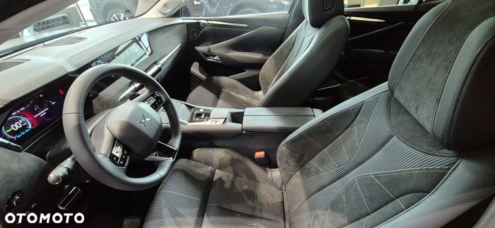 DS Automobiles N°4 E-Tense 58.3kWh Étoile Alcantara - 10