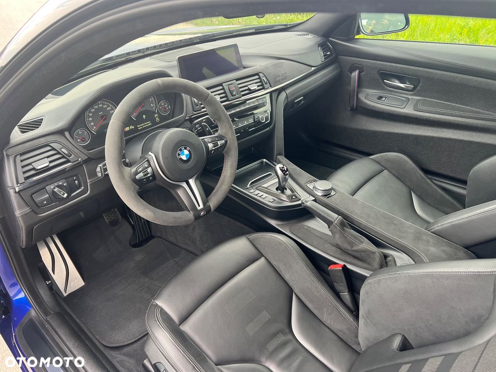BMW M4 Coupe DKG Competition - 10