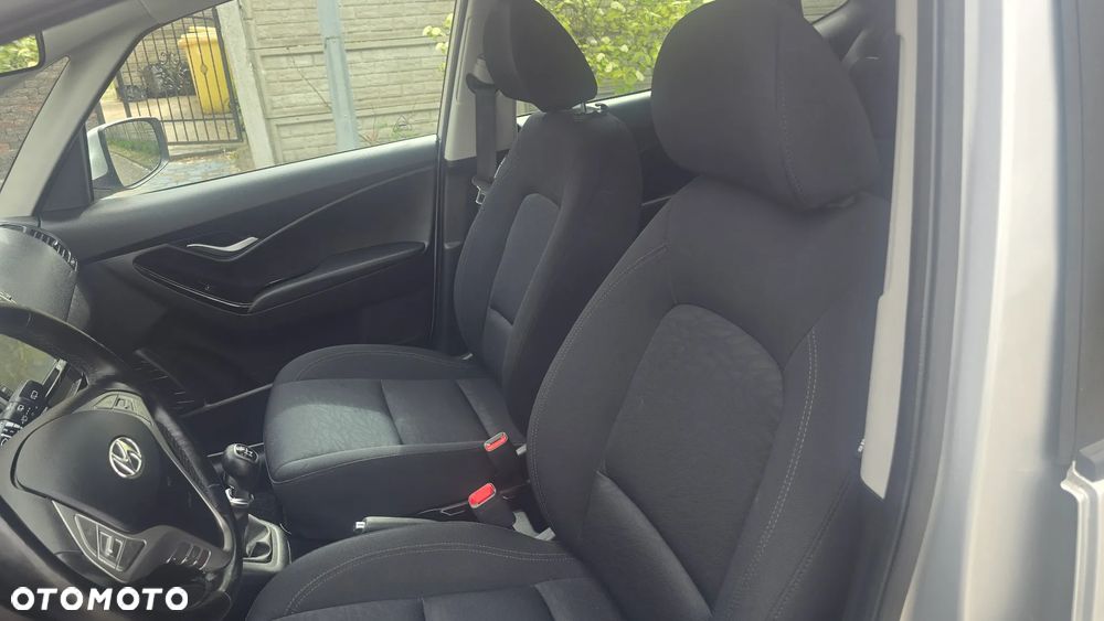 Hyundai ix20 1.4 Trend - 11