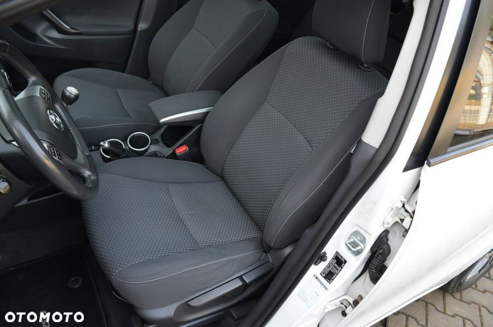 Toyota Verso - 26