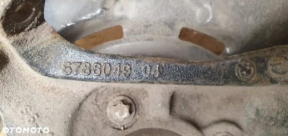 Zwrotnica piasta lewy tył tylna lewa BMW X1 E84 6788049 - 6