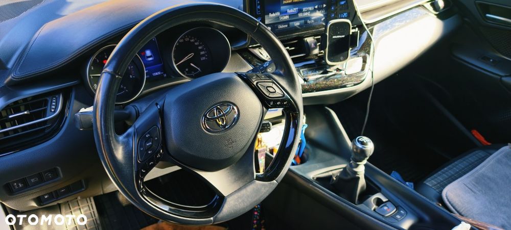 Toyota C-HR - 8