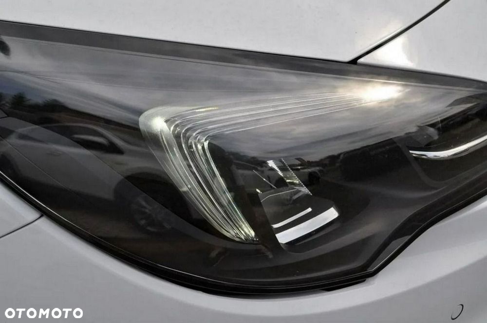 Opel Astra 2021