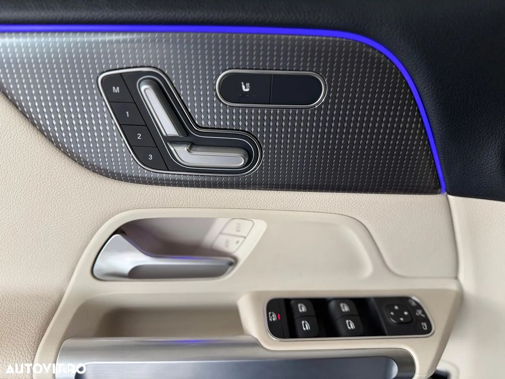 Mercedes-Benz GLB 200 d 4Matic 8G-DCT Progressive - 10