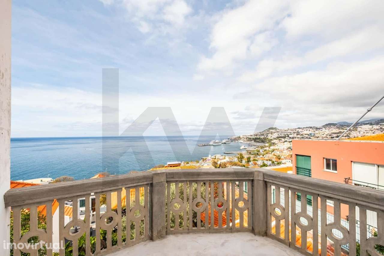 Moradia T4 na Rua Conde Carvalhal - Funchal - Grande imagem: 2/57