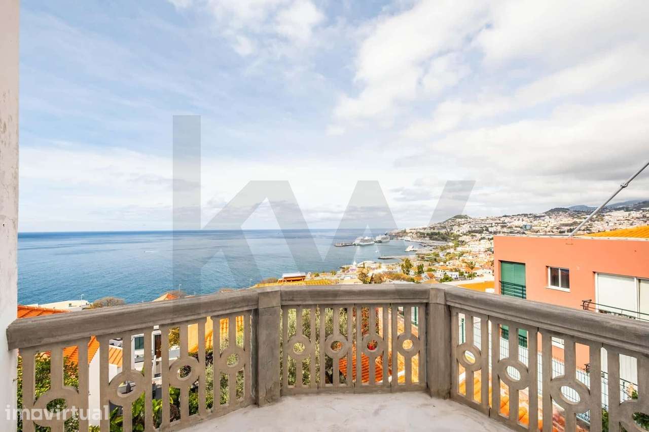 Moradia T4 na Rua Conde Carvalhal - Funchal - Grande imagem: 2/57