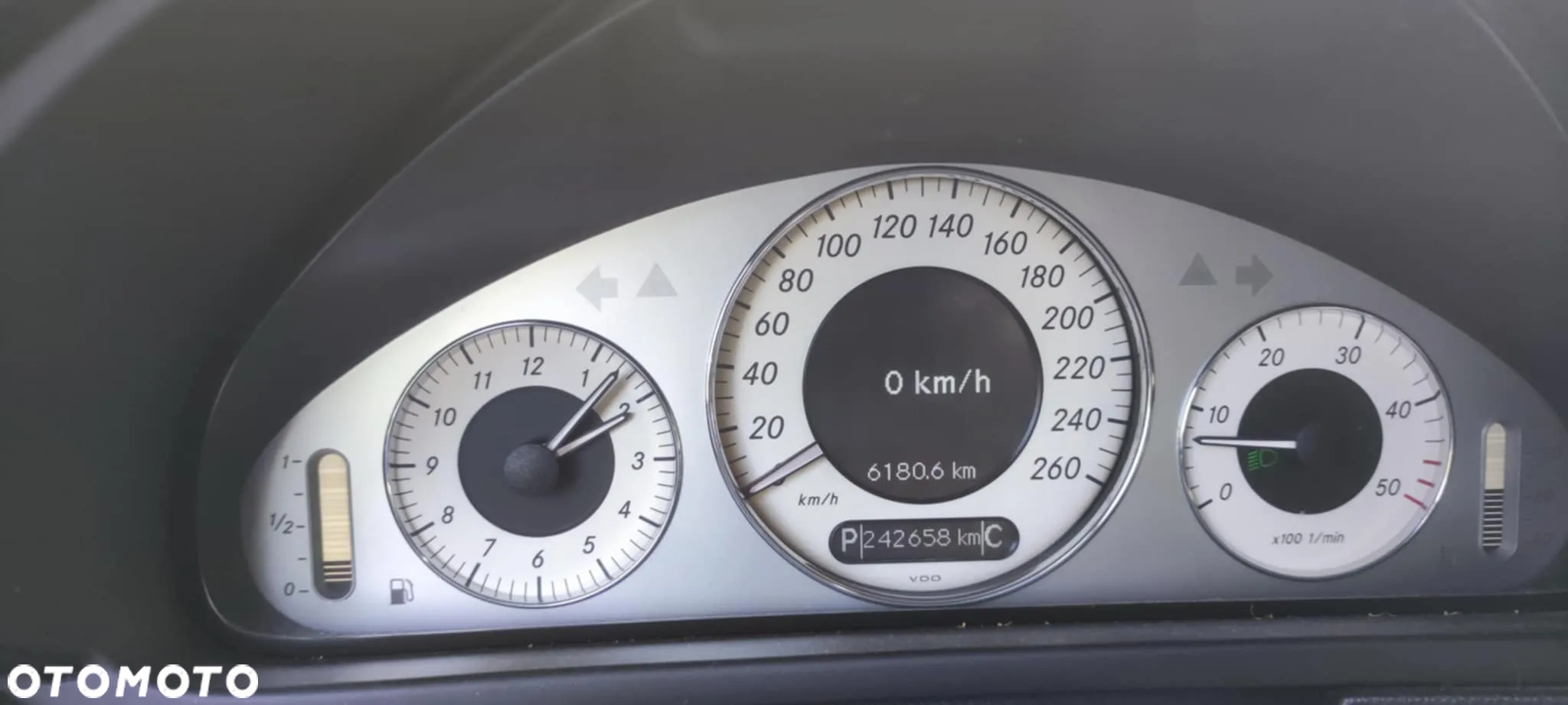 Mercedes-Benz CLK Coupe 320 CDI 7G-TRONIC Avantgarde Sport Edition - 17