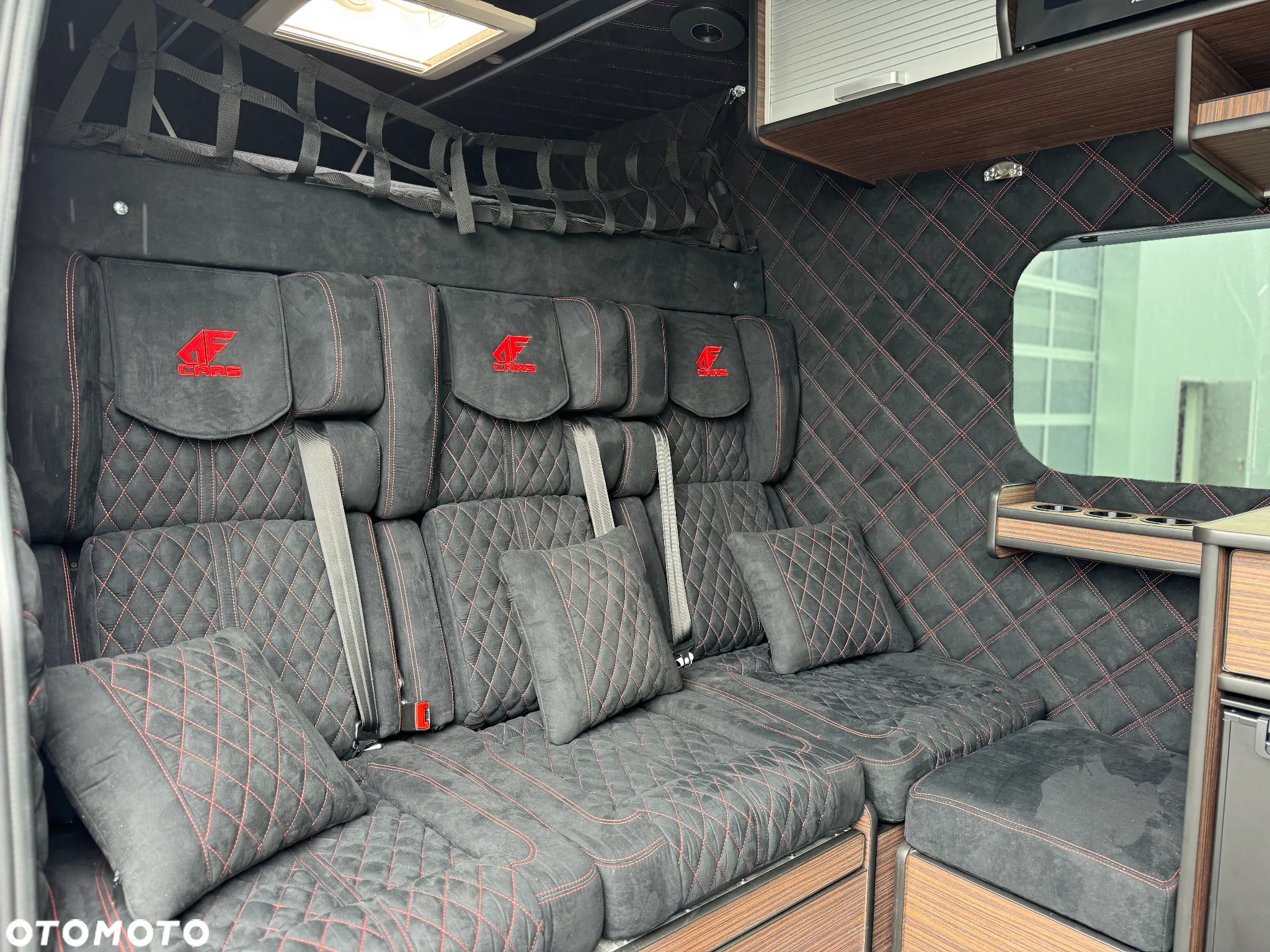 Mercedes-Benz Sprinter - 18